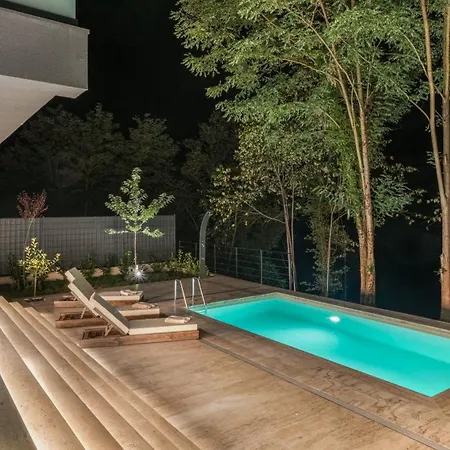 Villa Riverfront