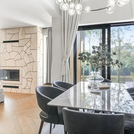 Villa Riverfront *